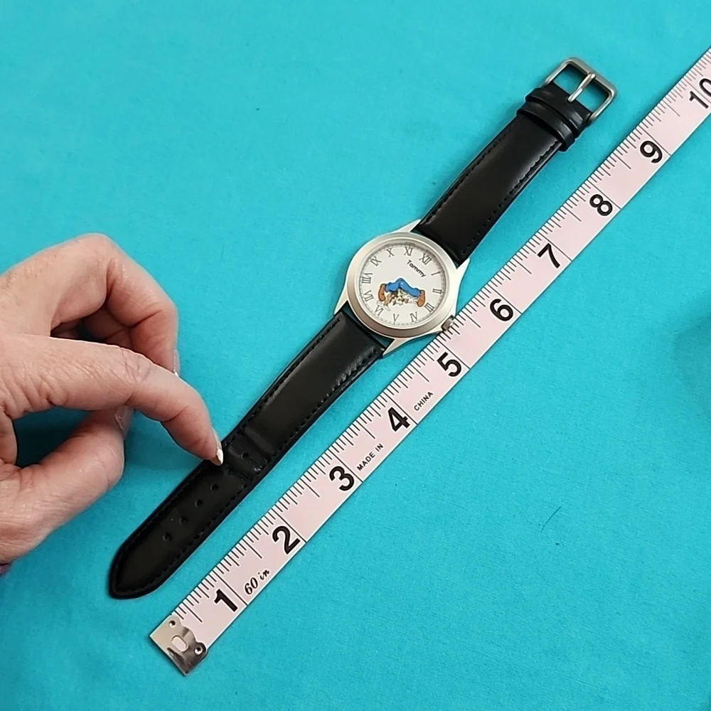 BNIB Vintage Disney Personalized Roman Numerals Goofy Watch